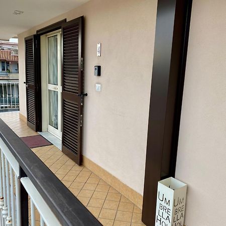 Appartamento Casa Crispino Mansarda N4 Per 3 Persone Frattaminore Exterior foto