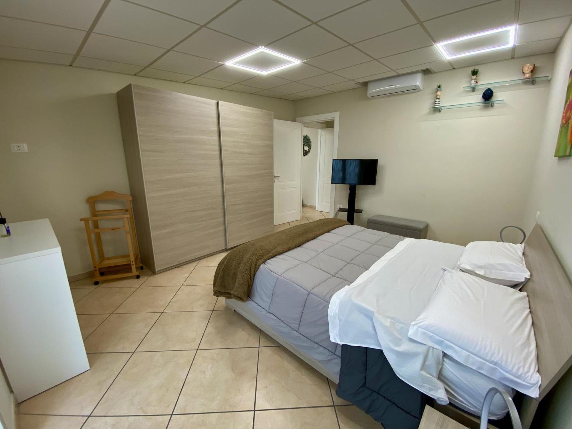 Appartamento Casa Crispino Mansarda N4 Per 3 Persone Frattaminore Exterior foto