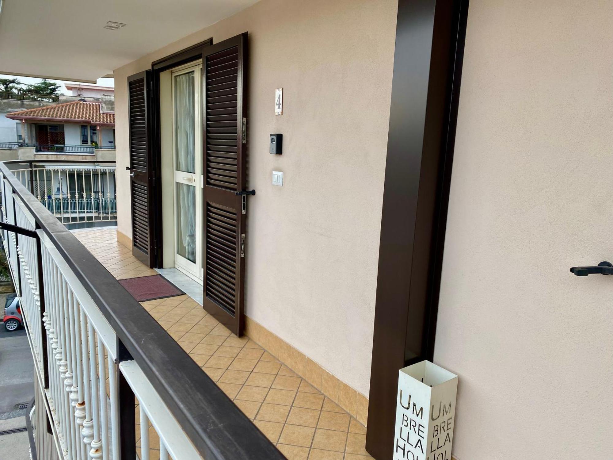 Appartamento Casa Crispino Mansarda N4 Per 3 Persone Frattaminore Exterior foto